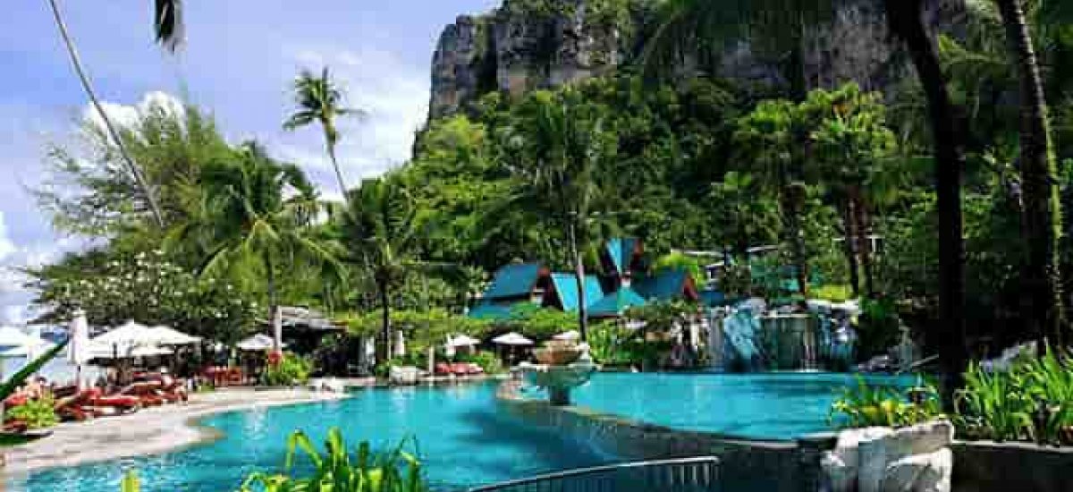 Centara Grand Beach Resort & Villas Krabi | The Family Holidays Company